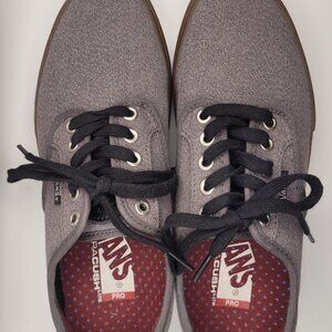 VANS Chima Ferguson Pro Skate Sneakers Low Top Canvas Men’s Skate Size 7.5